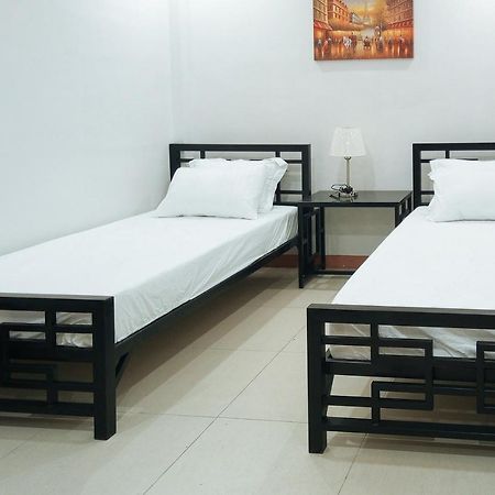 Kris And Frans Inn Davao City Exterior foto