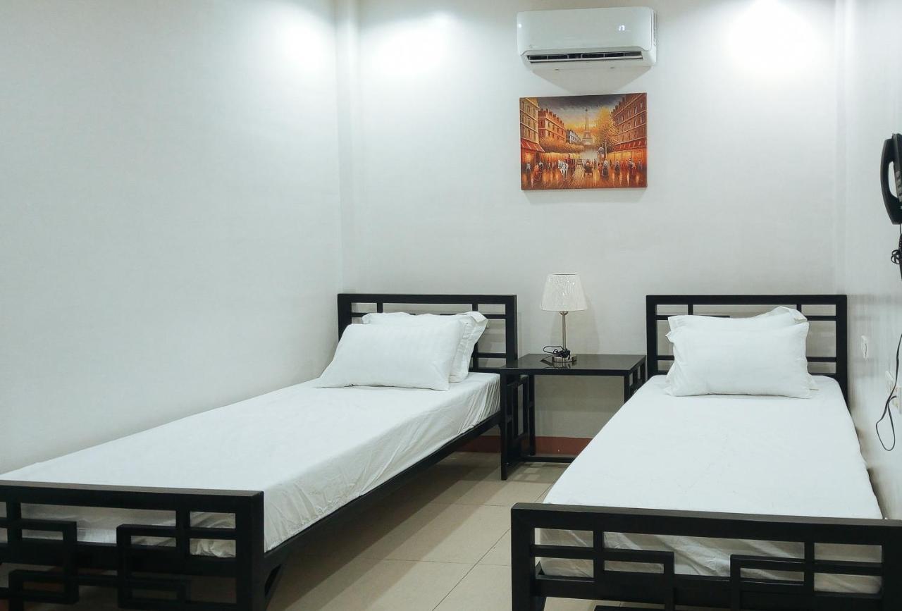 Kris And Frans Inn Davao City Exterior foto